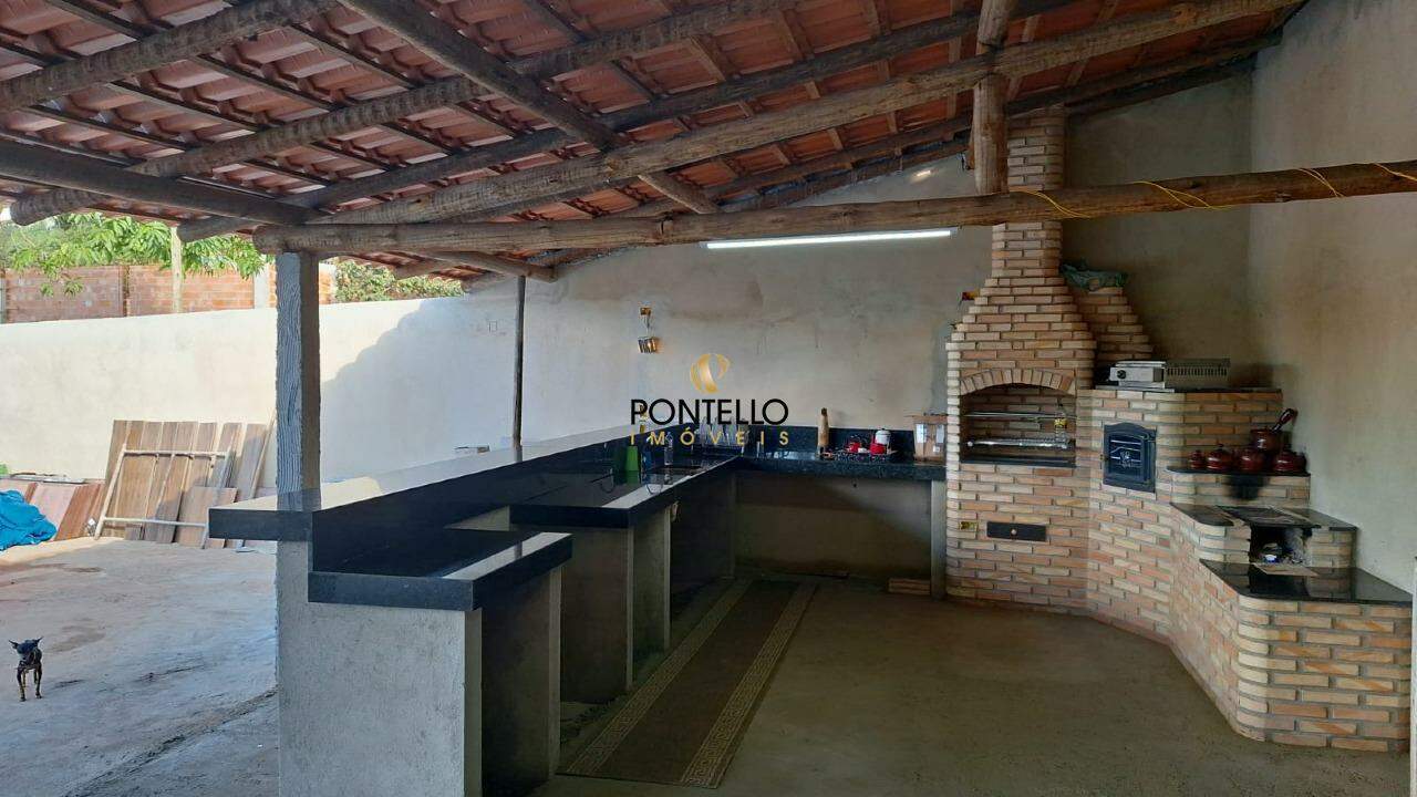 Chácara, 2 quartos, 3000 m² - Foto 1