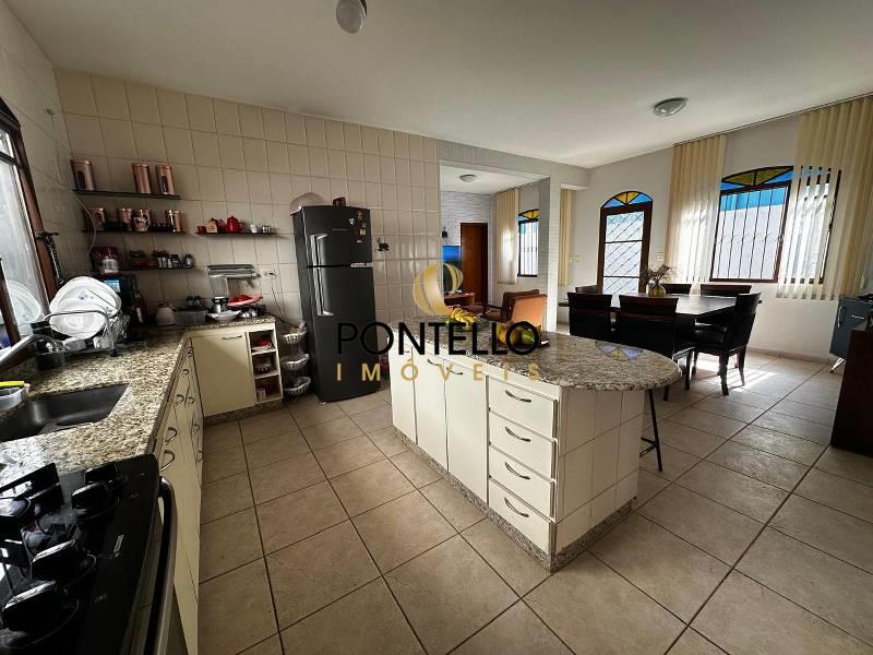 Casa, 5 quartos, 170 m² - Foto 9