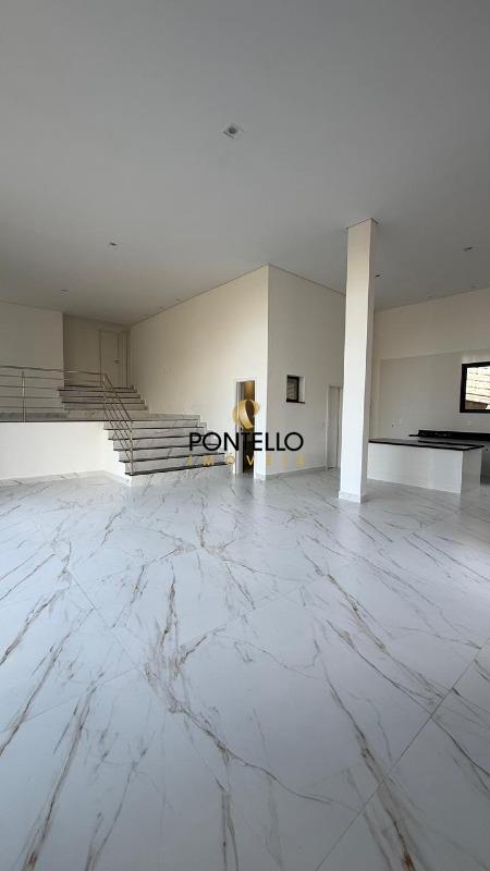 Casa, 3 quartos, 230 m² - Foto 5