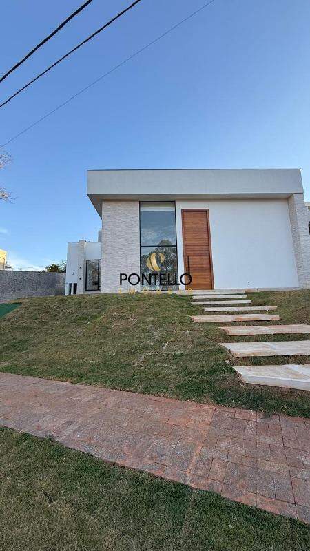 Casa, 3 quartos, 230 m² - Foto 1