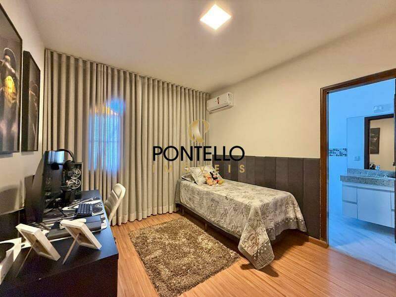 Casa, 5 quartos, 279 m² - Foto 11