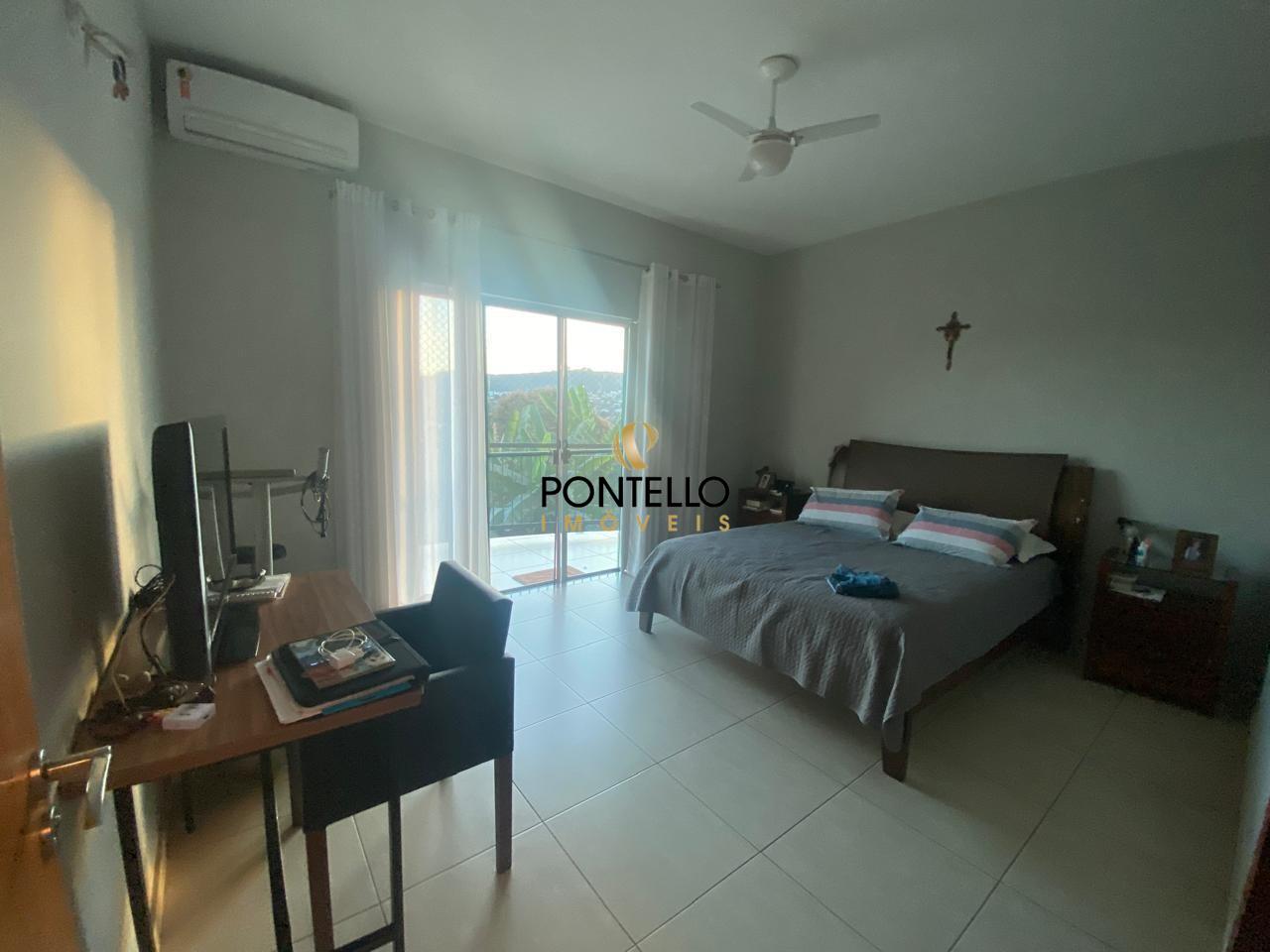 Casa, 3 quartos, 210 m² - Foto 4