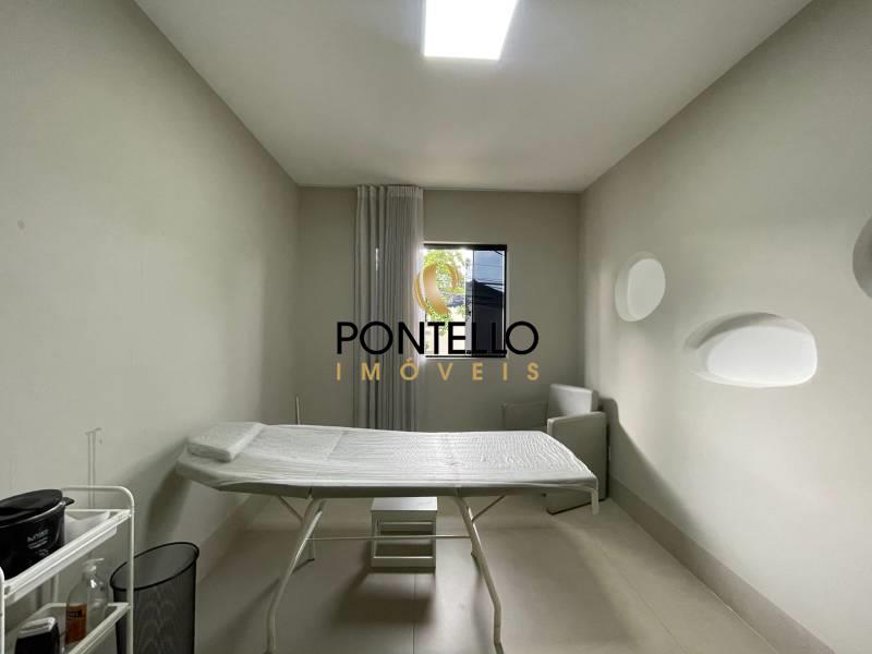 Casa, 3 quartos, 270 m² - Foto 12