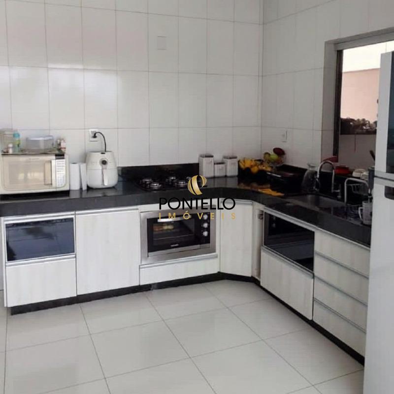 Casa, 3 quartos, 180 m² - Foto 3