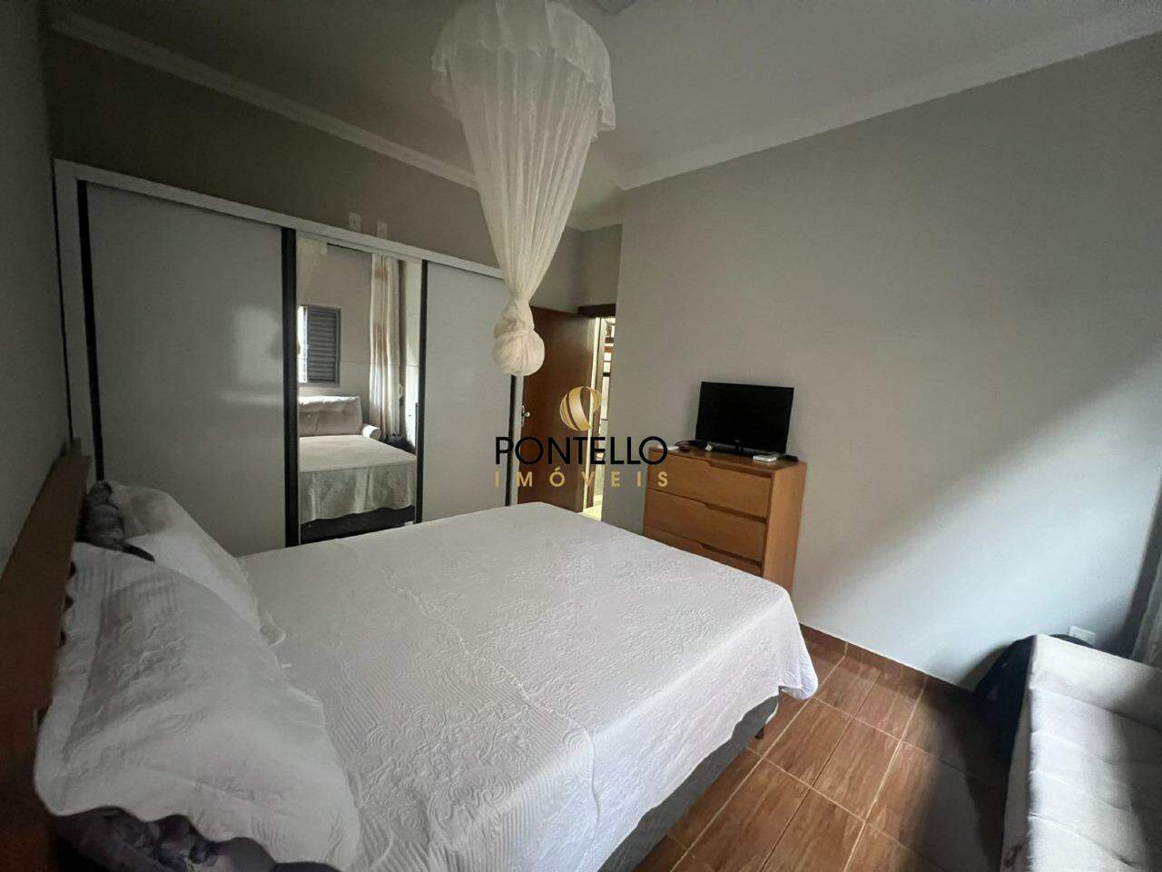 Casa, 4 quartos, 205 m² - Foto 12