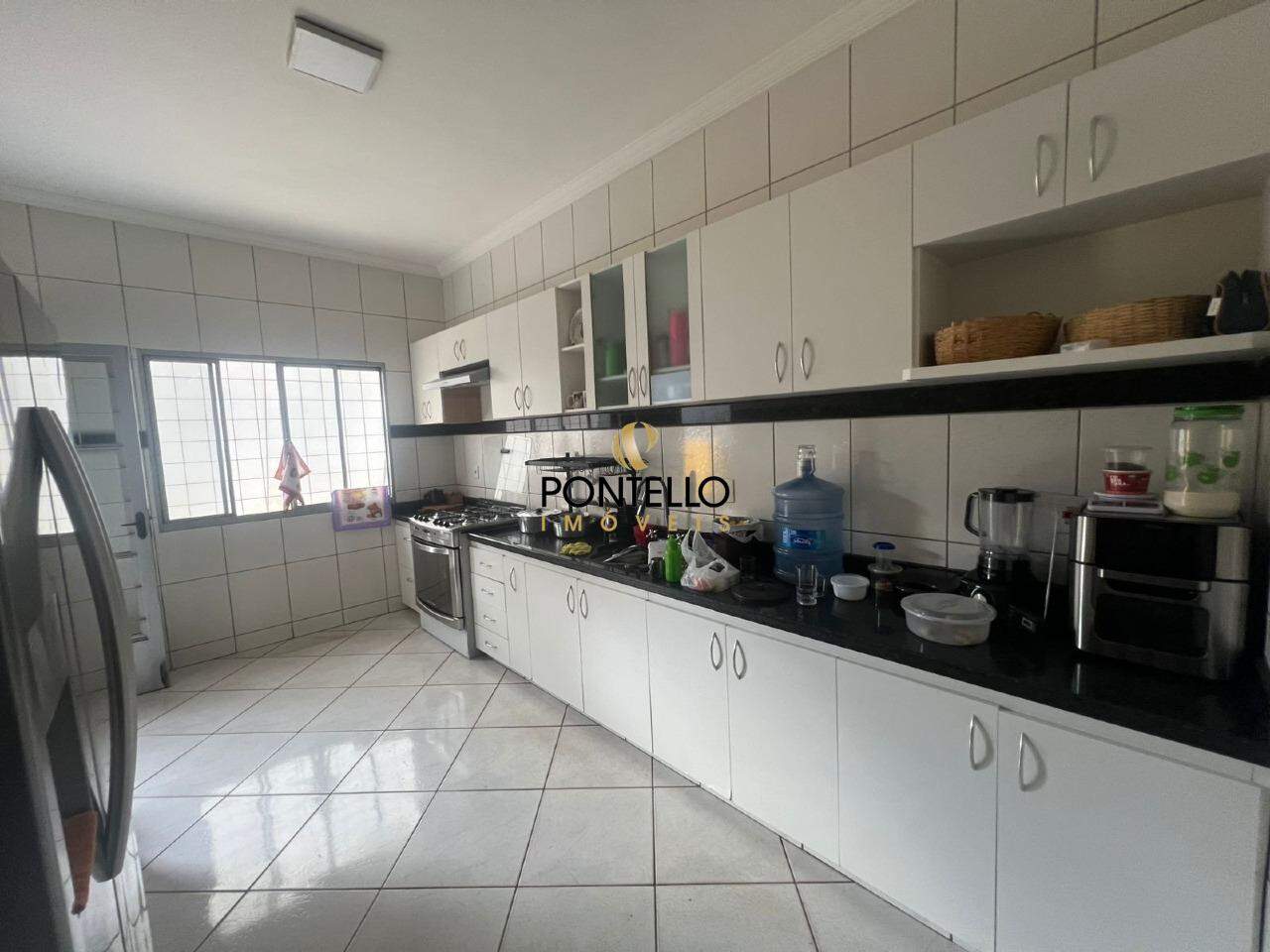 Casa, 4 quartos, 205 m² - Foto 6