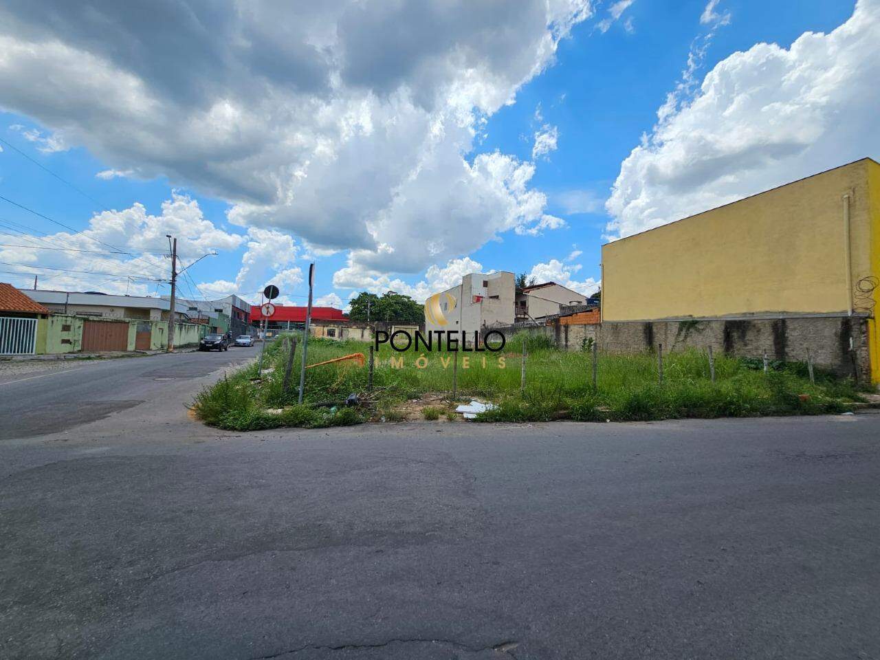 Terreno, 1055 m² - Foto 1