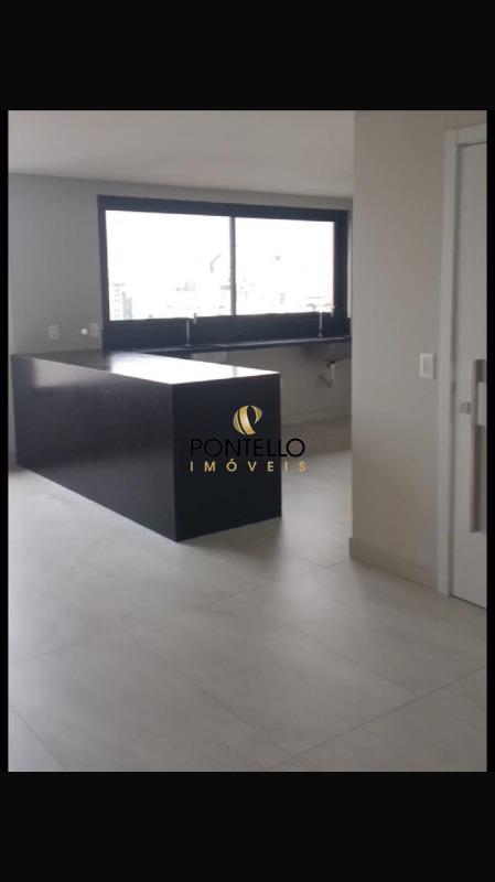 Cobertura, 3 quartos, 217 m² - Foto 4