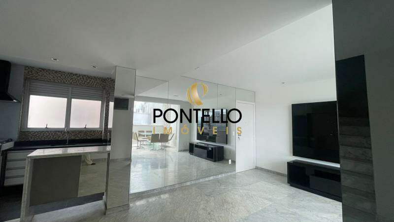 Cobertura, 3 quartos, 213 m² - Foto 2