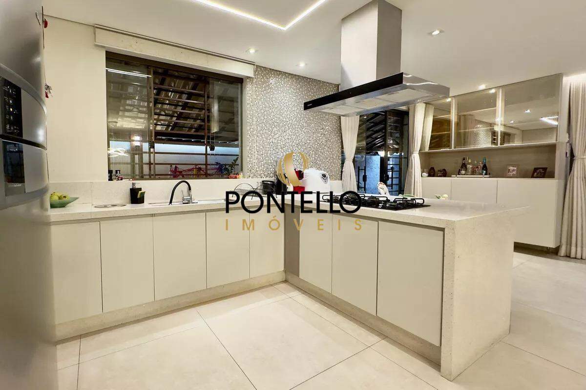 Casa, 4 quartos, 490 m² - Foto 4