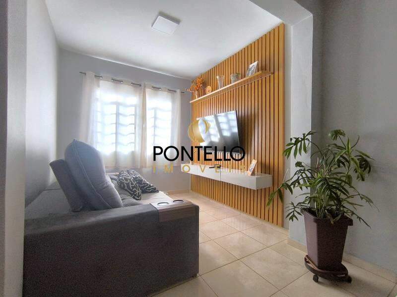 Casa, 3 quartos, 78 m² - Foto 1