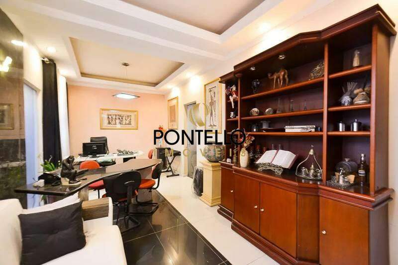 Casa, 6 quartos, 239 m² - Foto 3