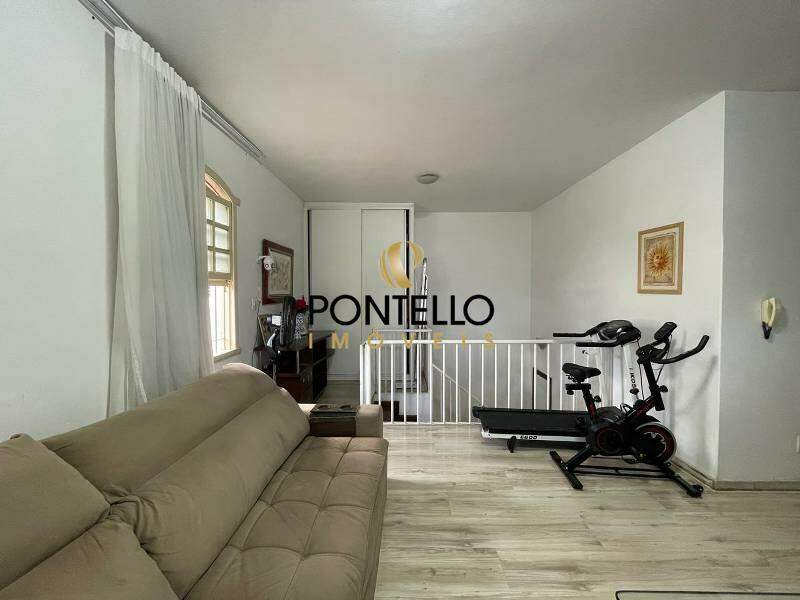 Casa, 5 quartos, 325 m² - Foto 13