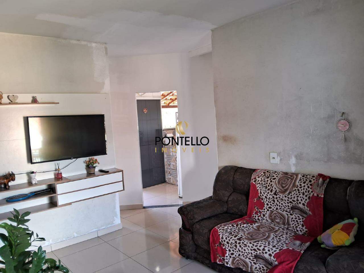 Casa, 3 quartos, 107 m² - Foto 2