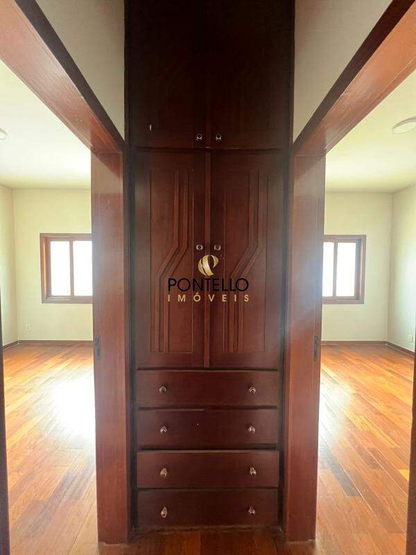 Casa, 4 quartos, 297 m² - Foto 6