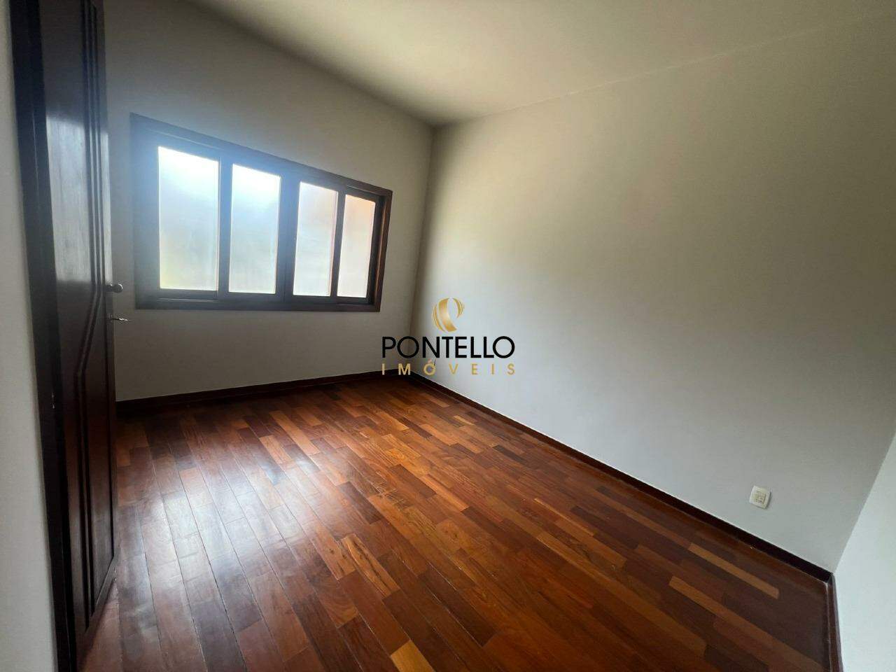 Casa, 4 quartos, 297 m² - Foto 11