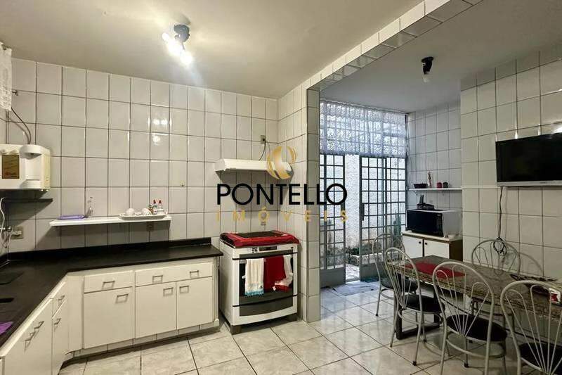 Casa, 4 quartos, 321 m² - Foto 14