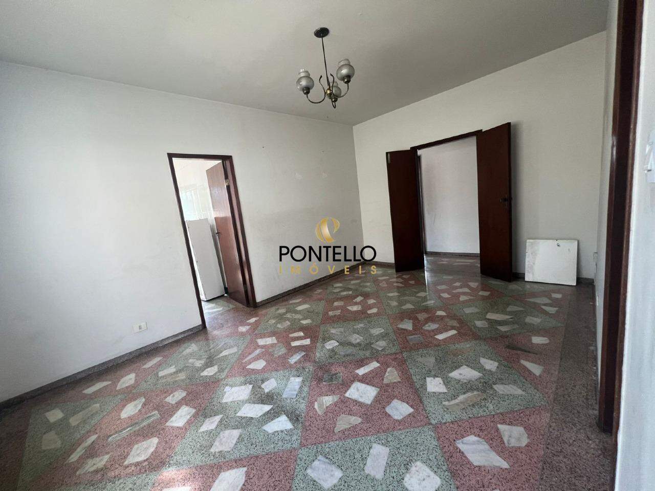 Casa, 3 quartos, 200 m² - Foto 3