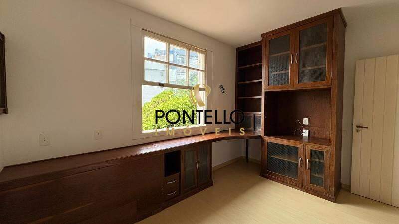 Casa, 4 quartos, 304 m² - Foto 10