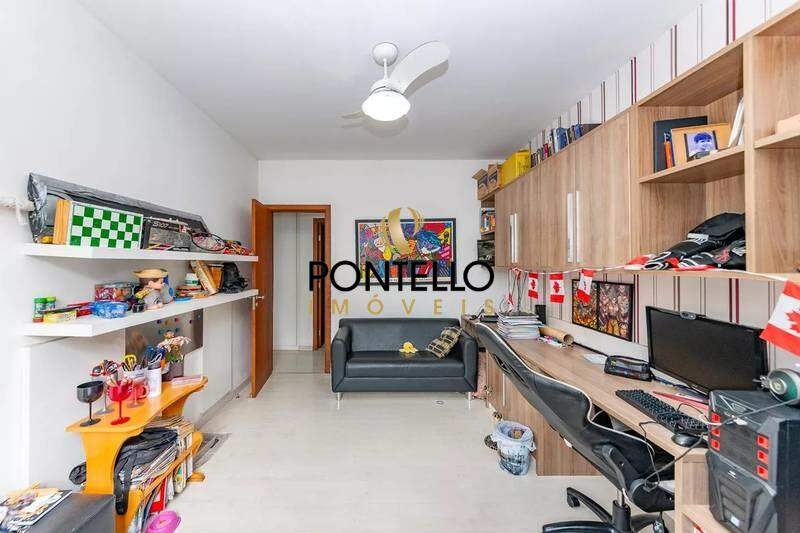 Casa, 4 quartos, 267 m² - Foto 10