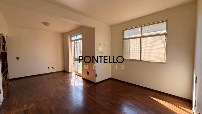 Apartamento, 3 quartos, 100 m² - Foto 1