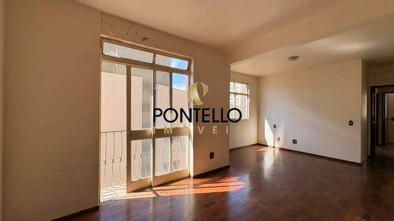 Apartamento, 3 quartos, 100 m² - Foto 3