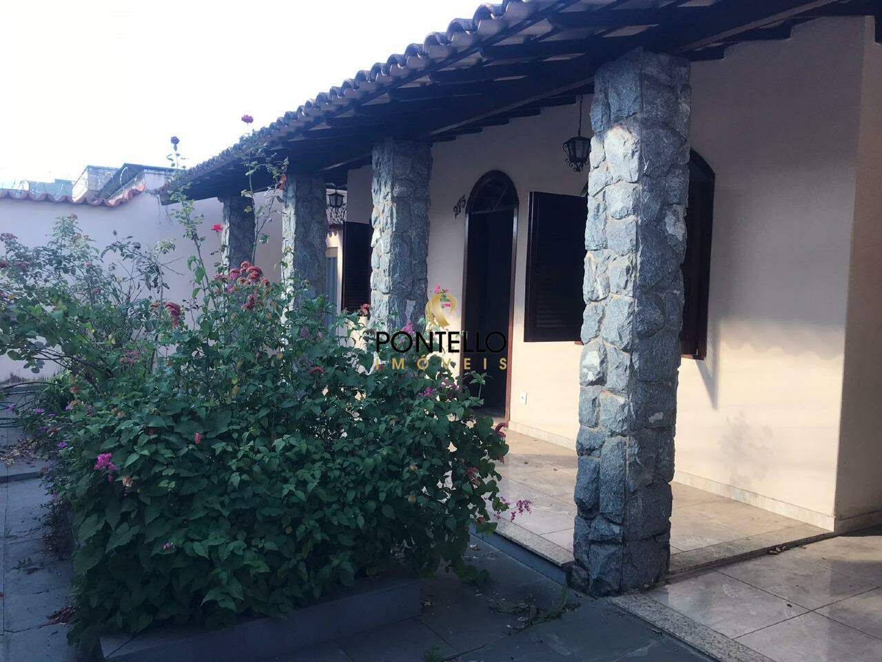 Casa, 3 quartos, 201 m² - Foto 2