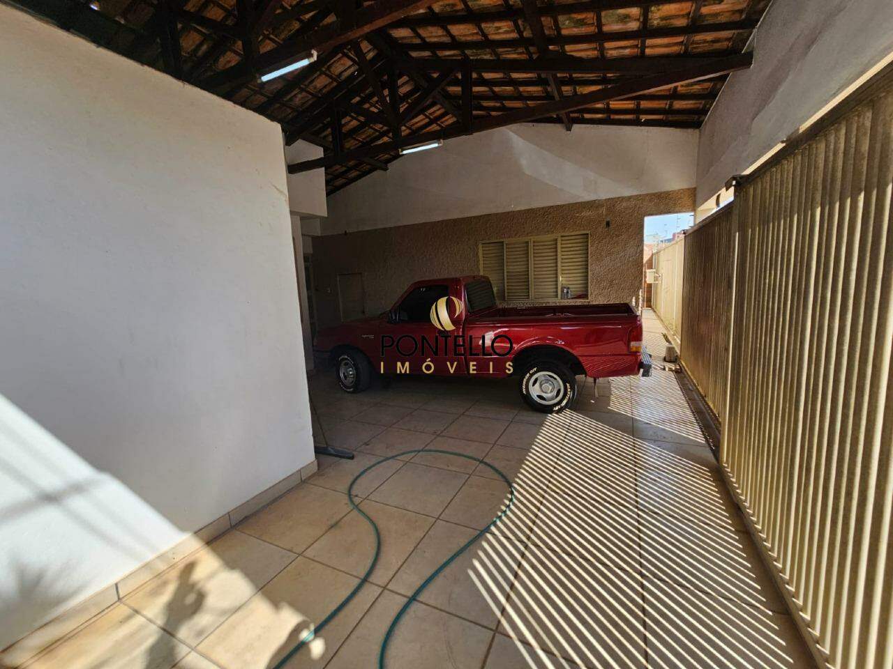 Casa, 5 quartos, 347 m² - Foto 3