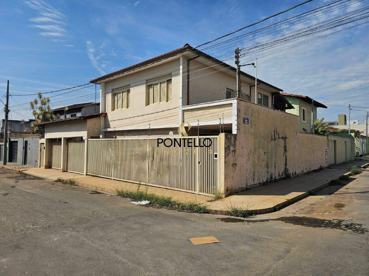 Casa, 5 quartos, 347 m² - Foto 2