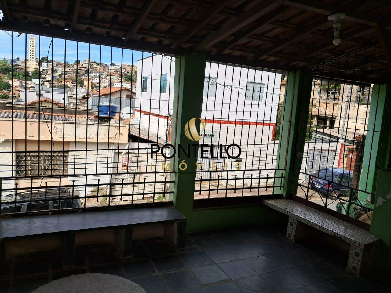 Casa, 6 quartos, 217 m² - Foto 2