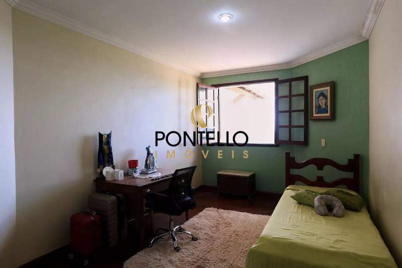 Casa, 4 quartos, 320 m² - Foto 21