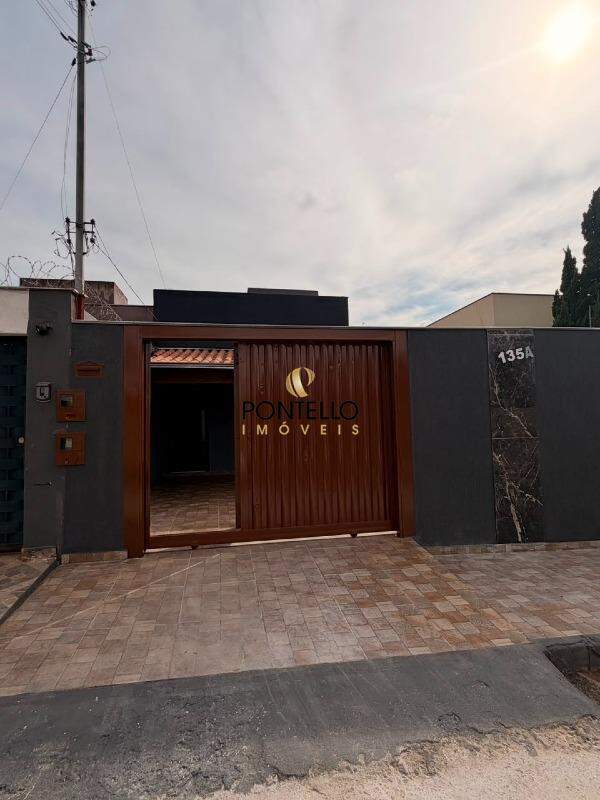 Casa, 3 quartos, 112 m² - Foto 1