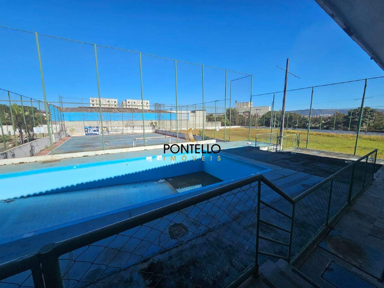 Chácara, 3 quartos, 2658 m² - Foto 12