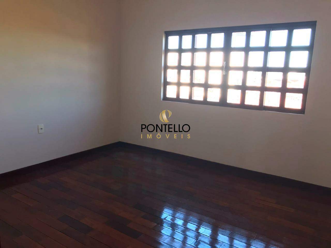 Casa, 4 quartos, 220 m² - Foto 13