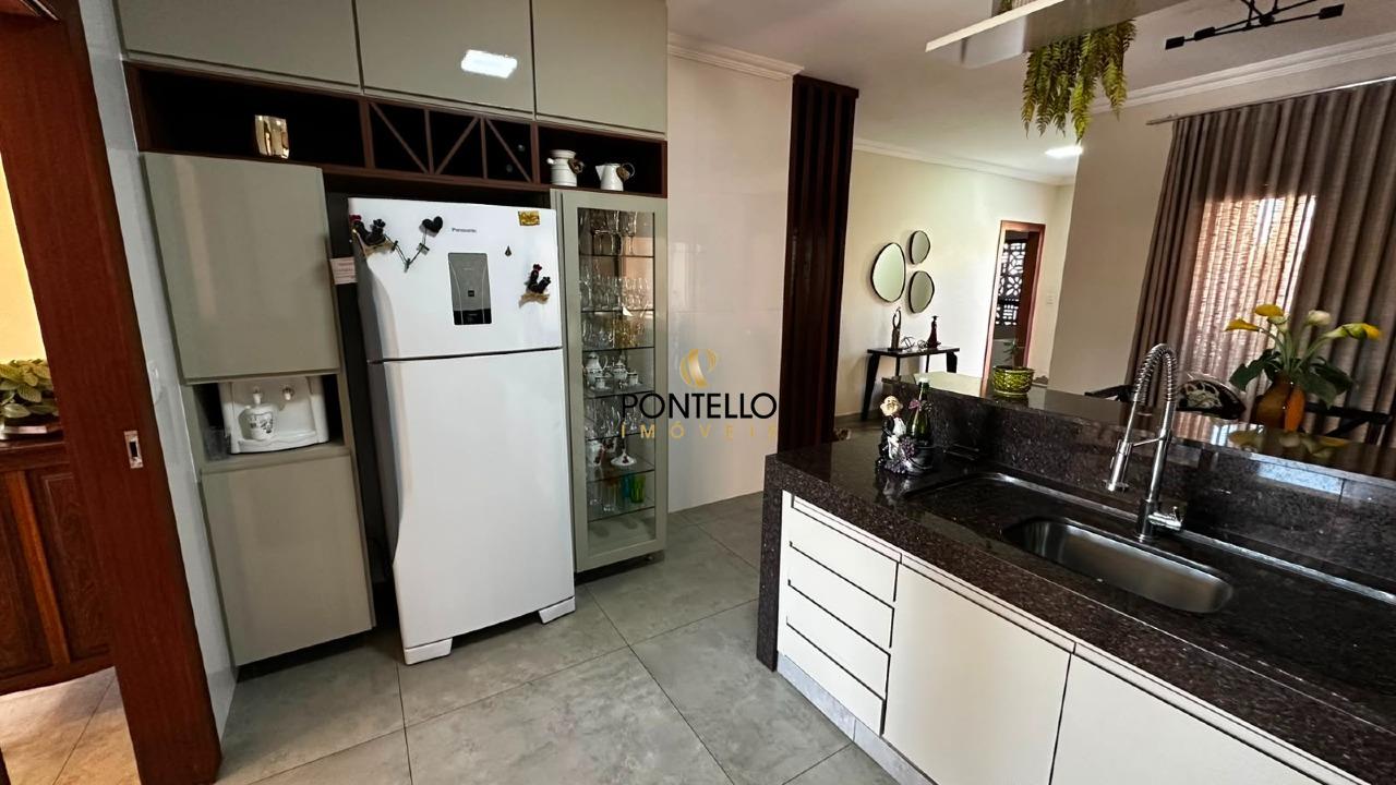 Casa, 3 quartos, 270 m² - Foto 6