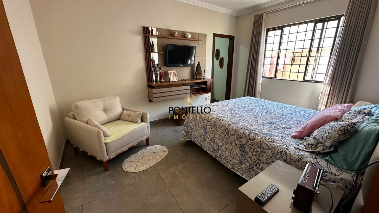 Casa, 3 quartos, 270 m² - Foto 10