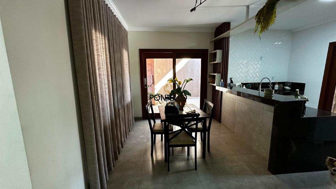 Casa, 3 quartos, 270 m² - Foto 4