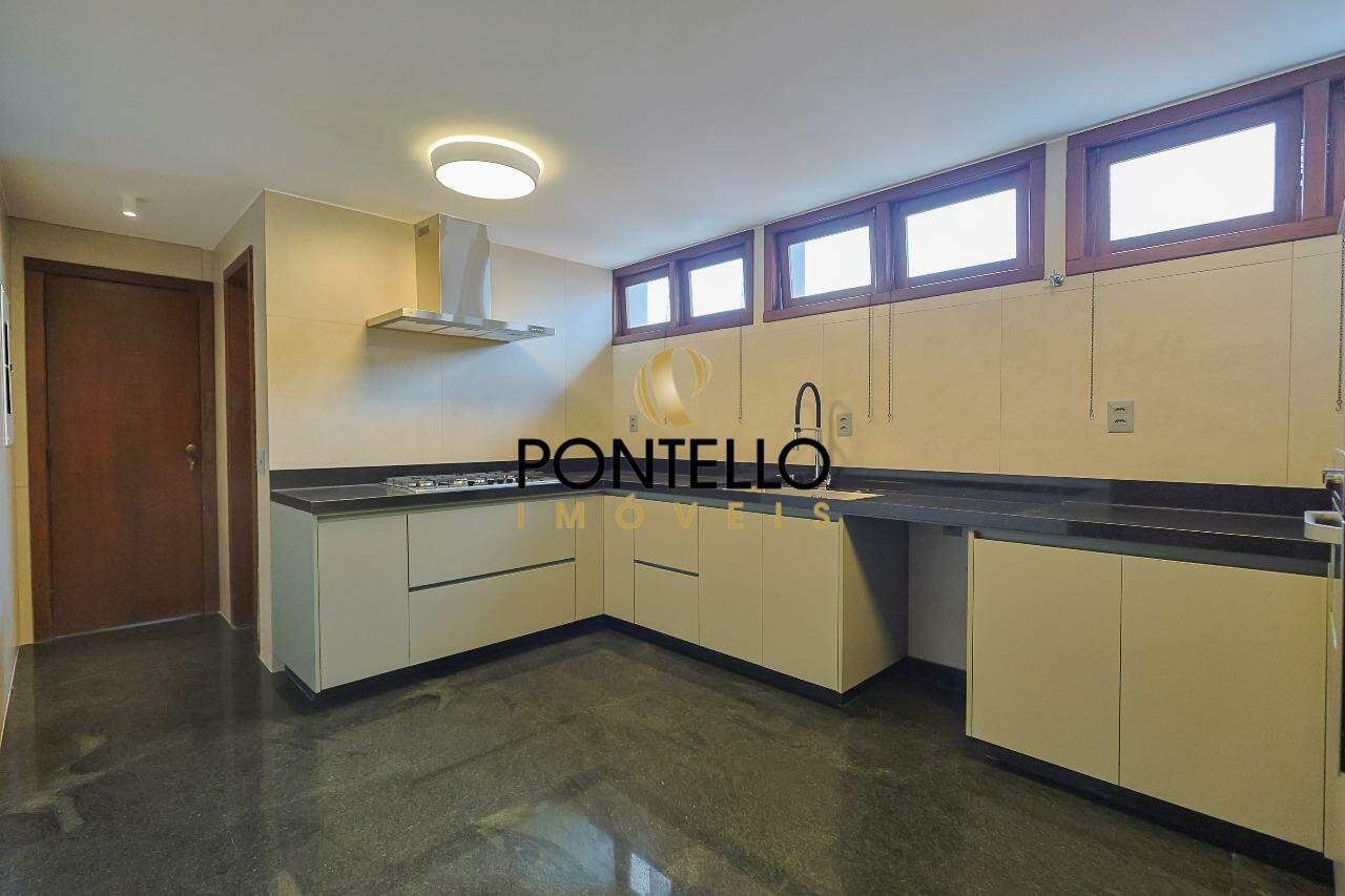 Casa, 4 quartos, 300 m² - Foto 24