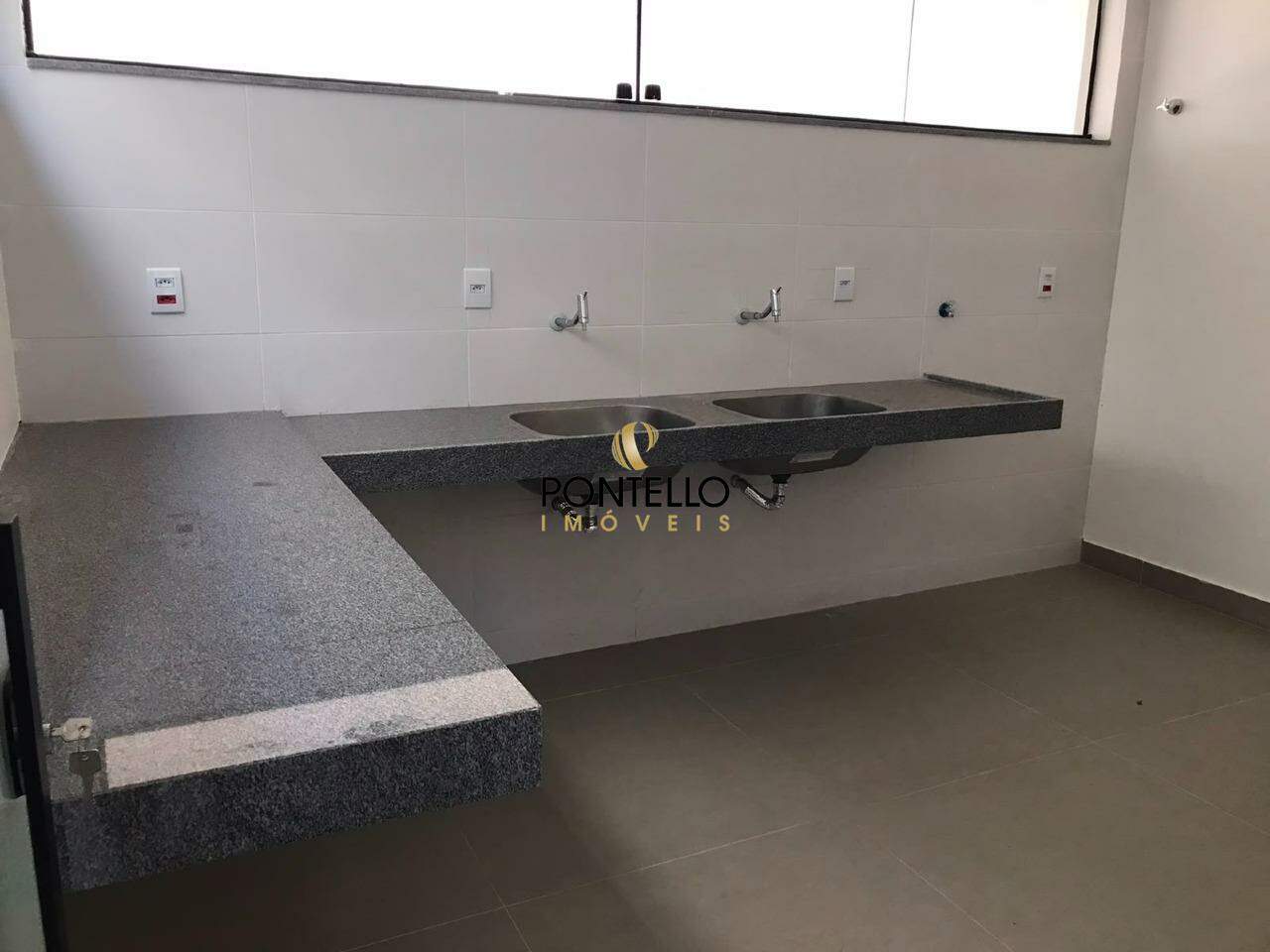 Casa, 3 quartos, 200 m² - Foto 3