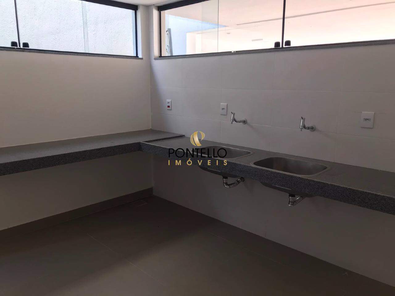 Casa, 3 quartos, 200 m² - Foto 4