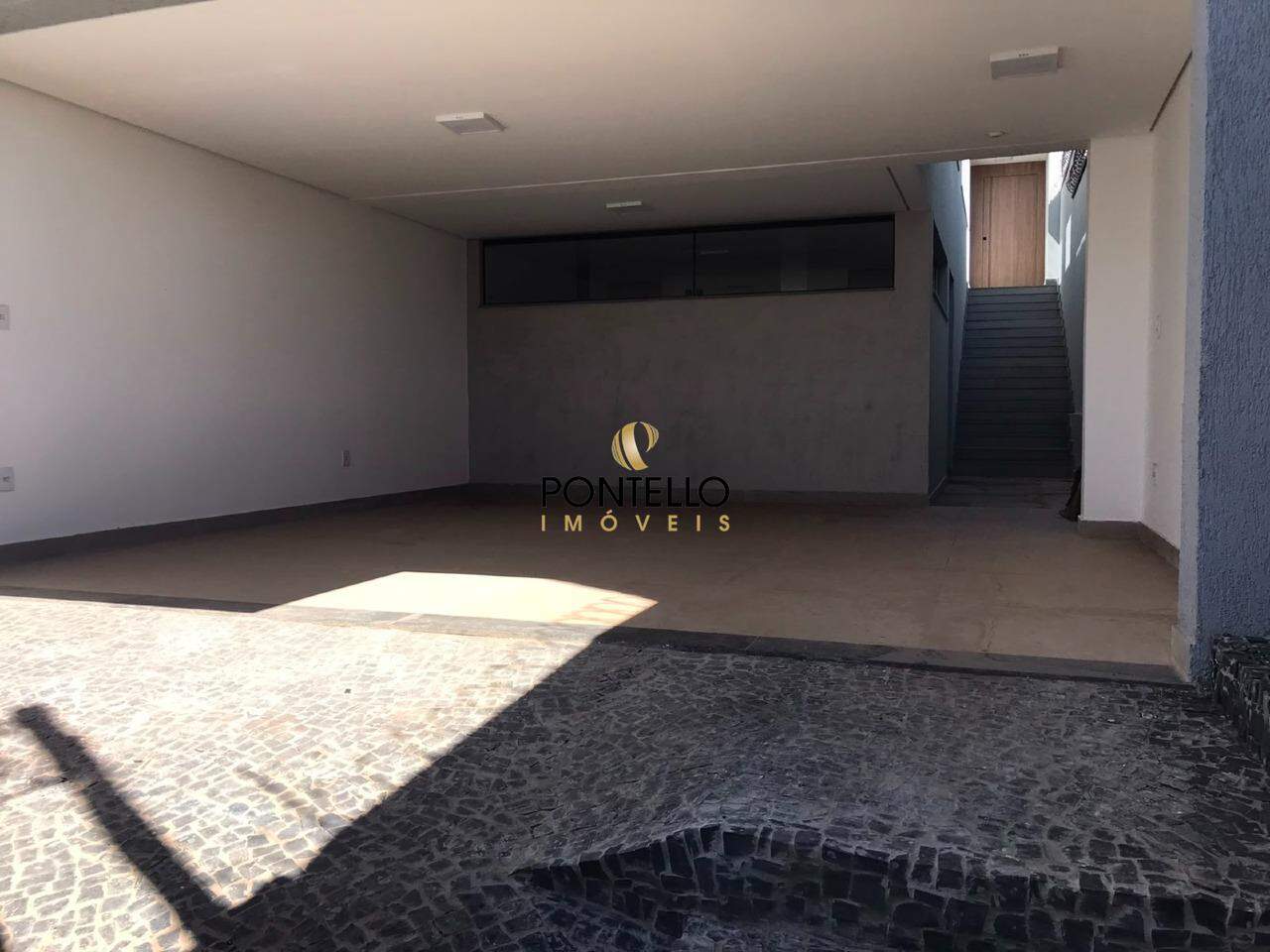 Casa, 3 quartos, 200 m² - Foto 2