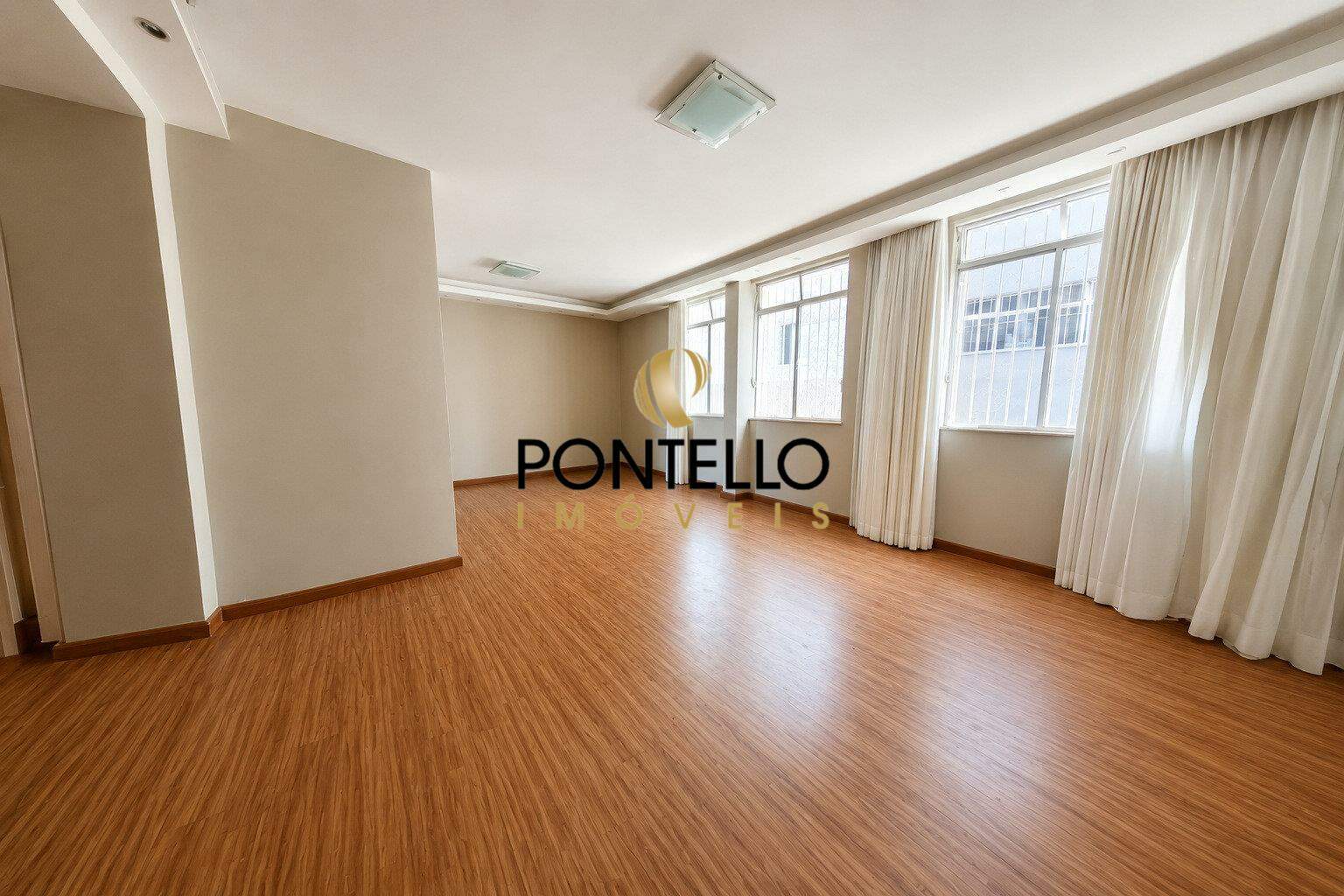 Apartamento, 3 quartos, 117 m² - Foto 2