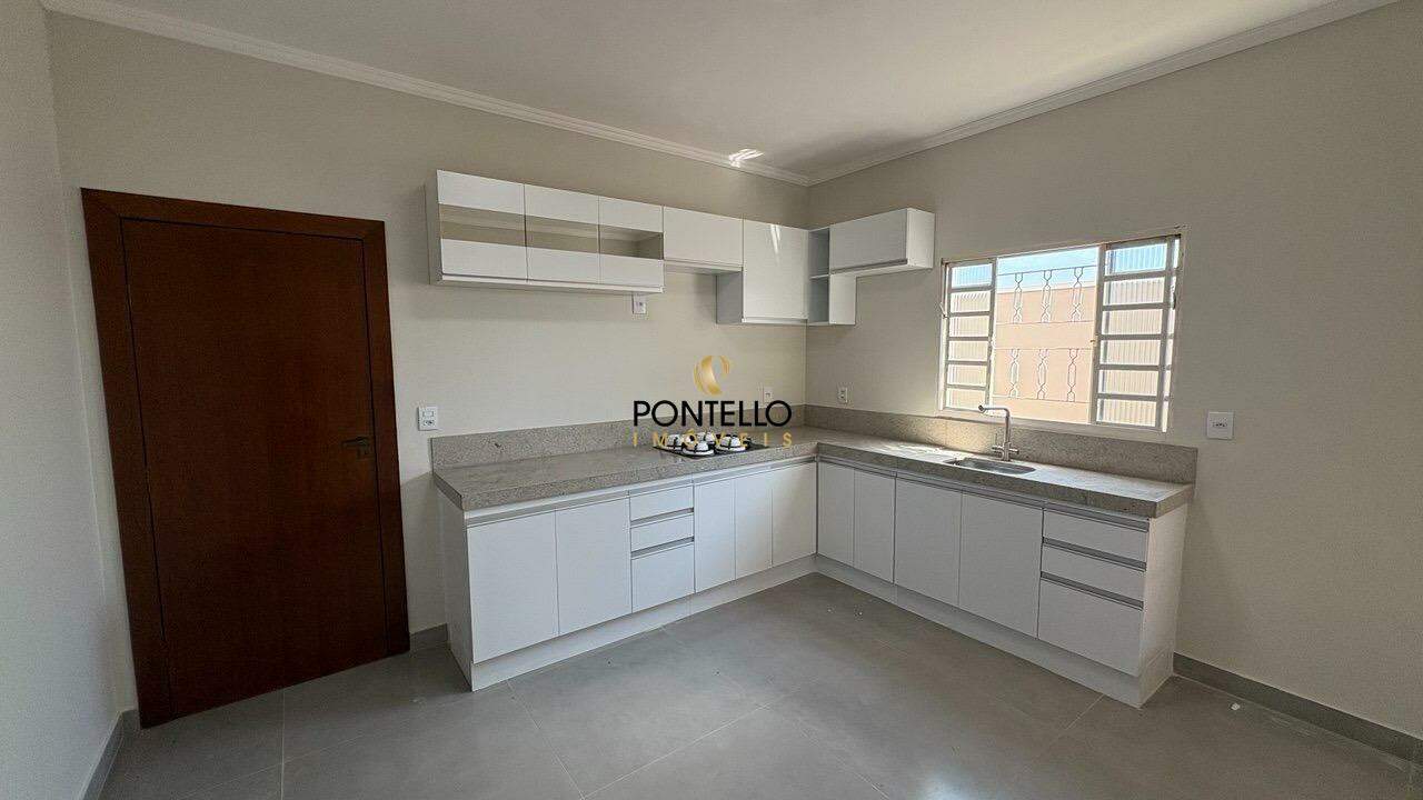 Casa, 3 quartos, 240 m² - Foto 7