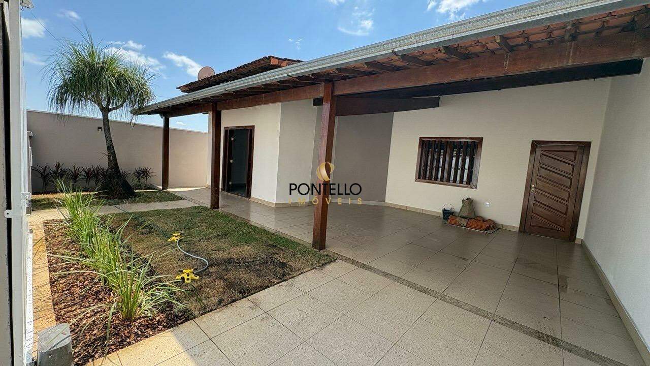 Casa, 3 quartos, 240 m² - Foto 1