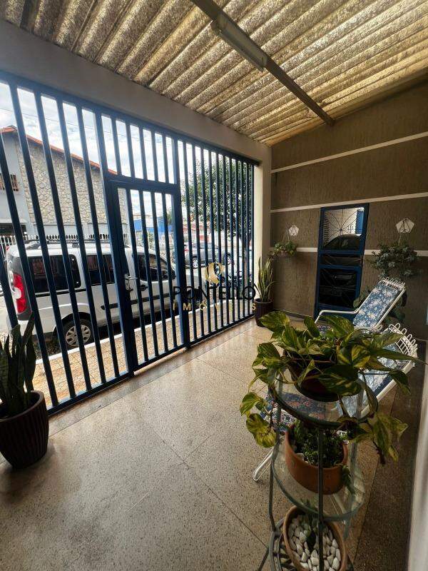 Casa, 4 quartos, 189 m² - Foto 2
