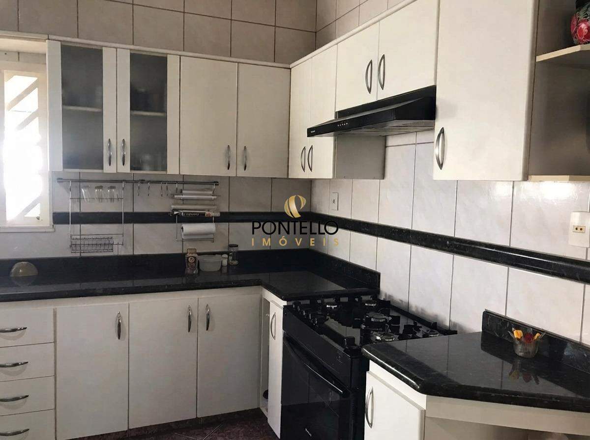 Casa, 5 quartos, 221 m² - Foto 9