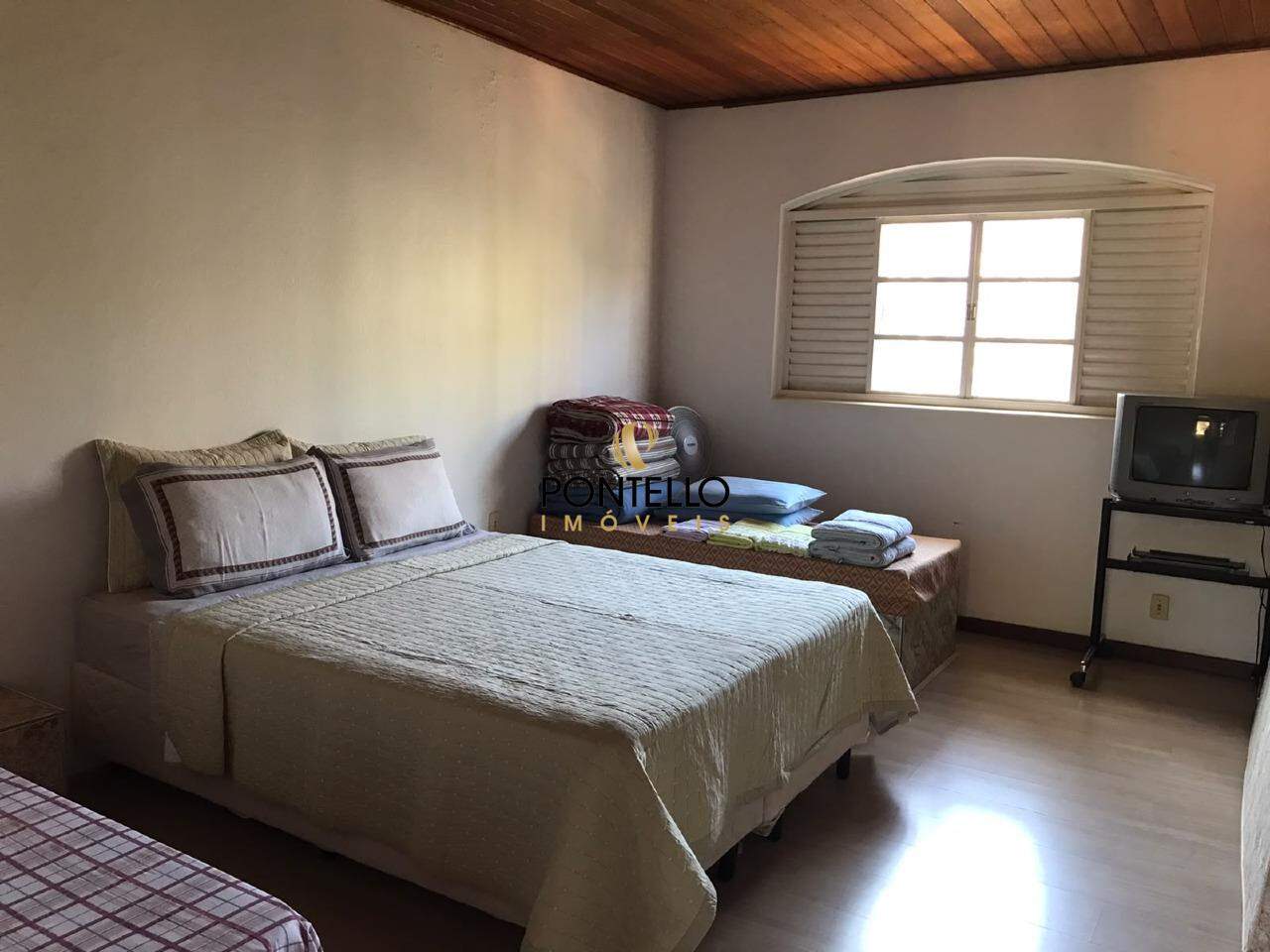 Chácara, 5 quartos, 5400 m² - Foto 8