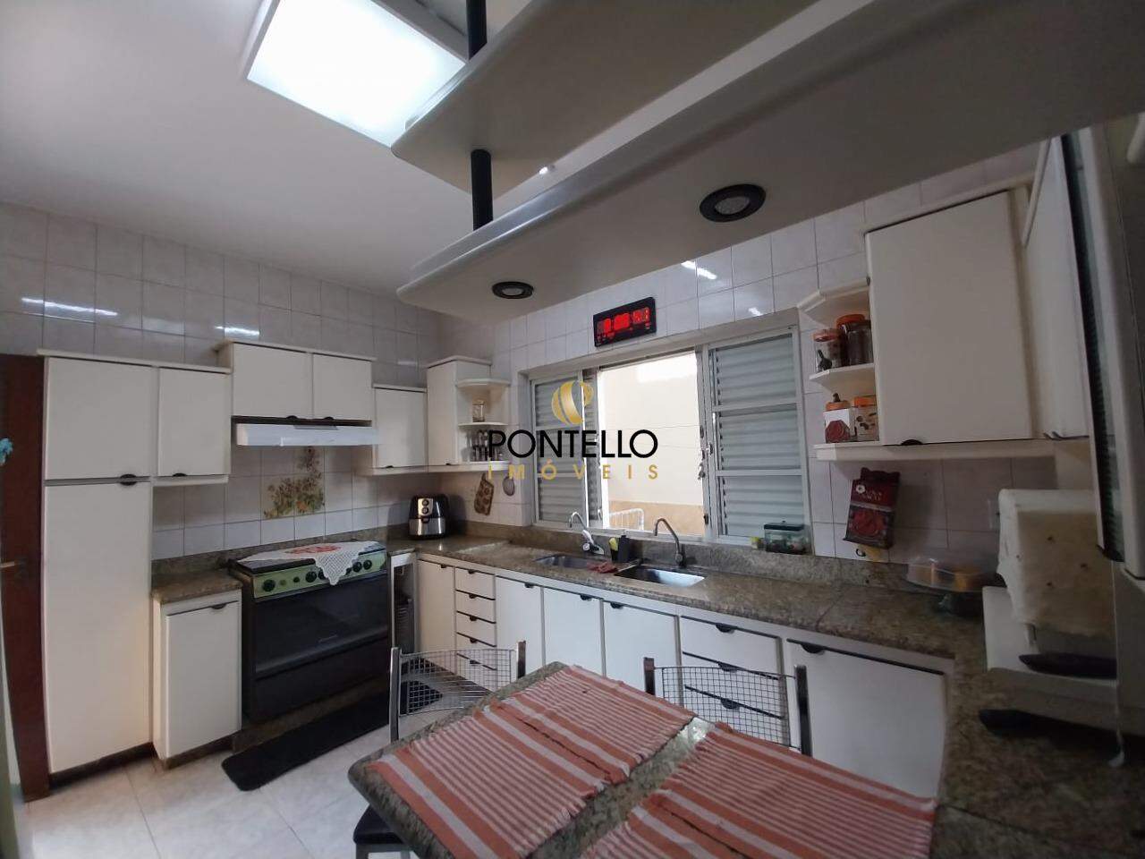 Casa, 3 quartos, 187 m² - Foto 7
