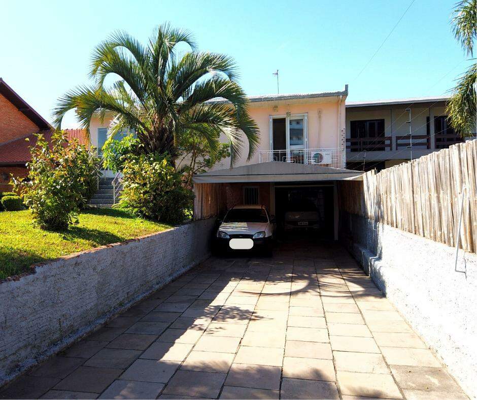 Casa à venda no Imigrante: 