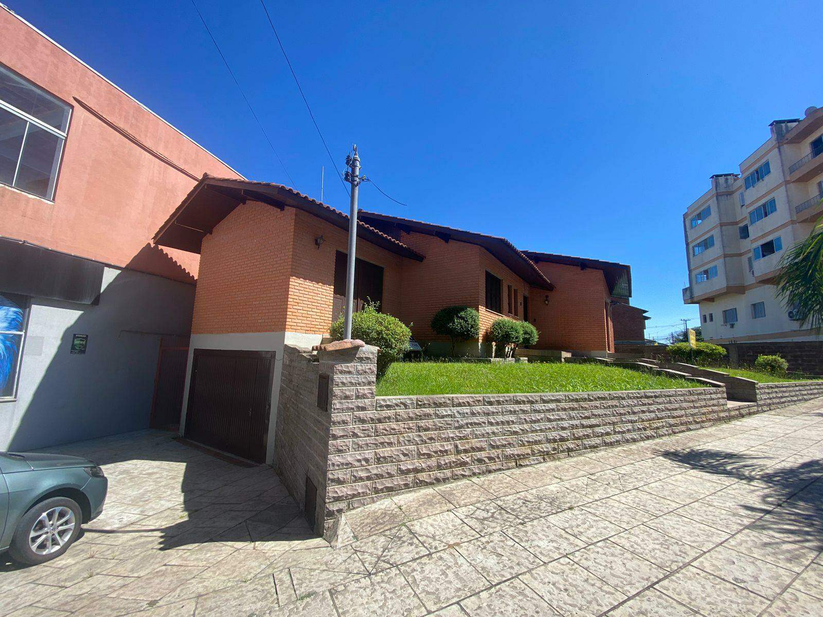 Casa à venda no Vicentina: 